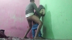 House stage: Apne Dost Ke fru Ko Pel Diya Indiska vänner fru...