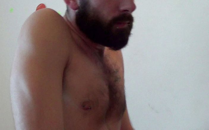 Gaybareback: Mathias utilizada en jockstrap por árabe con polla XXL