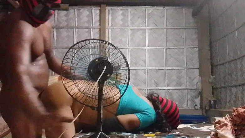 Masuuma Aktaaar: Ấn Độ assam jurhate femash vợ và husbend video làm tình...