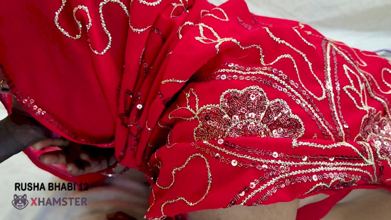 RUSHA BHABI: Sexy Bhabhi's schoonbroer kwam erachter door te flirten en had...