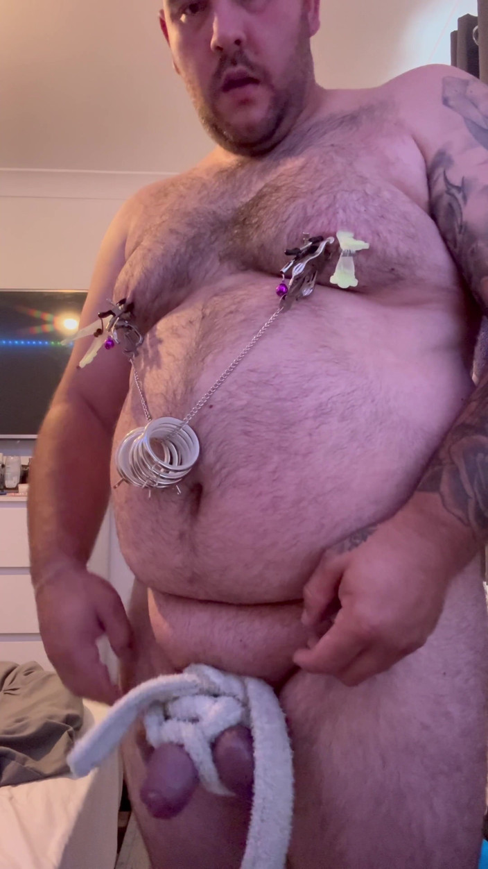 Shaun Cbt: Nippelspiel mit schwanz-bondage