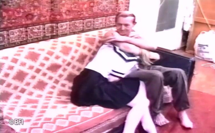 Nasty matures and dirty grannies club: Older dude pounds cute teen on the bed