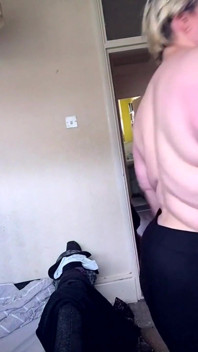 Bbwbootyful se obléká s přáním fanouška