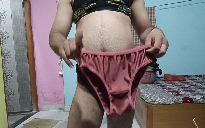 LovedSunsine1990: 我已经穿了我妻子的丘蒂亚，现在我要离开了。