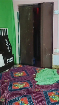 Kakak ipar india ngentot pakai kain sosis warna hijau di bulan saavan