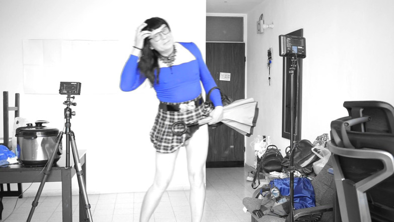 Voyager: Blue Boy Crossdressser
