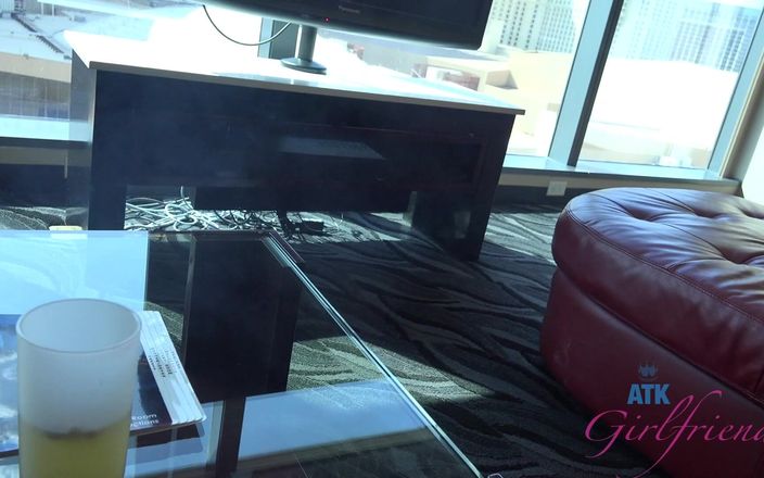ATK Girlfriends: Vacaciones virtuales