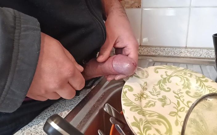 Kinky guy: I Needed to Pee so Badly, Toilet Was Busy so...