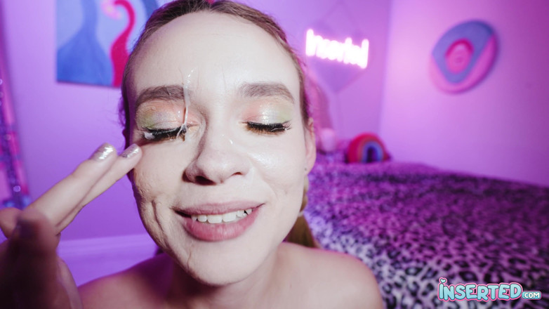 Inserted: De ingebrachte Khloe Kingsley heeft een groot geheim