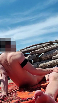253 - Fingering Wet Pussy on Beach and Gets Caught and Interrupted by Watcher - Misscreamy