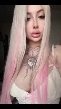 I Can't Believe What a Great Effect I Get When I Add Pink to My Look!