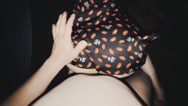 sexalko: Мілфа мачуха в анал, на підлозі шишки, і їй це сподобалося!