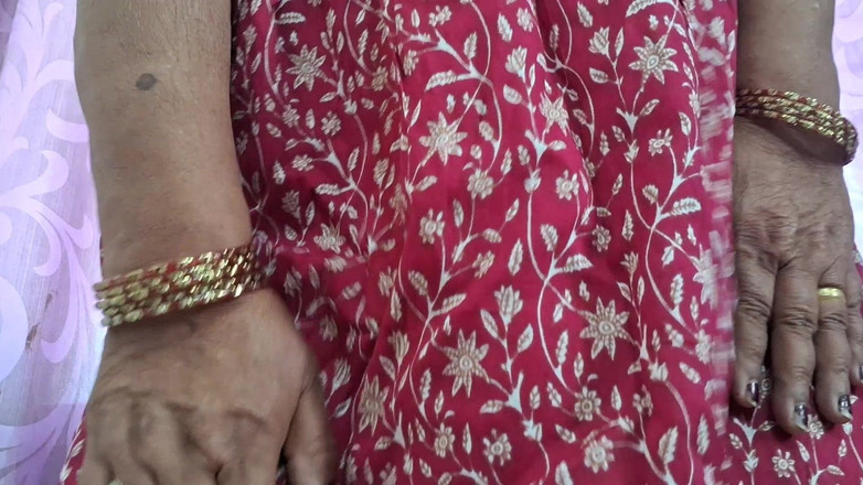 TABOOBREAKERS: 내 글로리홀에서 내 일이 주스를 마시는 걸 지켜봐