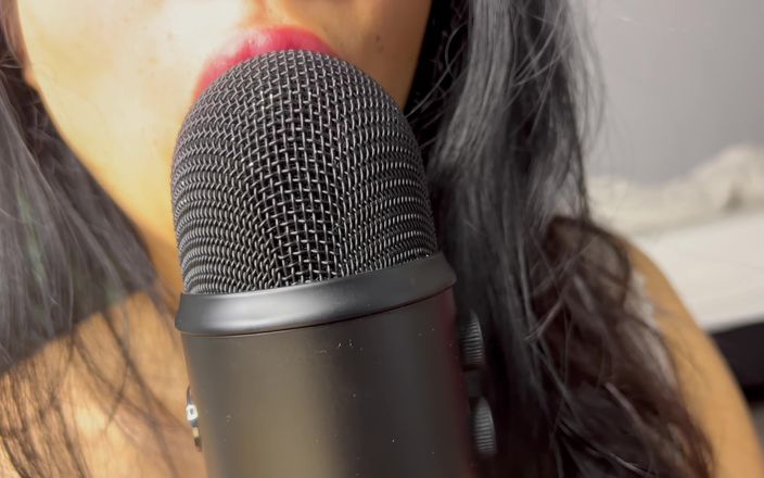 Asmr_mouth: Jilat mic yeti yang sensual