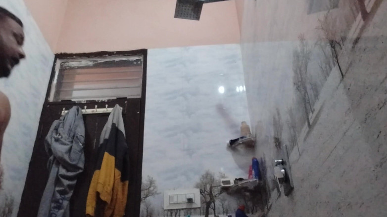 Austin Rose: Sugar Daddy Mandi Sambil Bugil