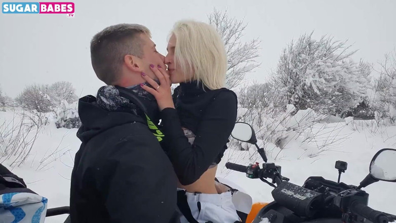 SugarBabesTV: Extreme outdoor sex and blowjobs collection