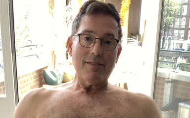 TJenner: Saya menyentuh butang perut saya, saya makan air mani saya...