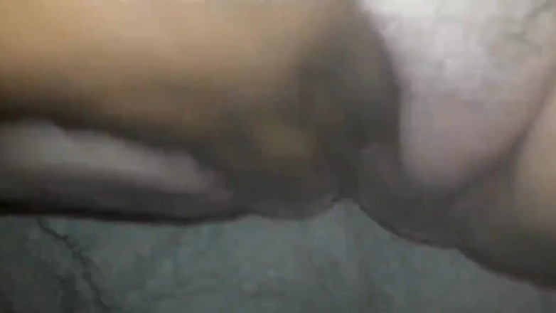 Real homemade BBW BBC porn: Mio marito sculacciata squirtando la mia figa stretta grassa