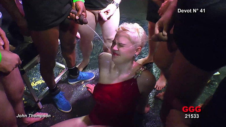 Casting GIRLS AND FIRST PORNO: First Time Babes in Piss Boquete and Cum Swallow Bukkake...