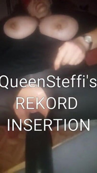 Compilatie van Queensteffi's record poesje inbrengen