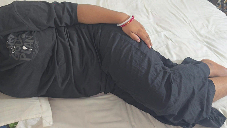 sweetpriya01: Aku ngentot adik iparku habis-habisan di rumah kosong.