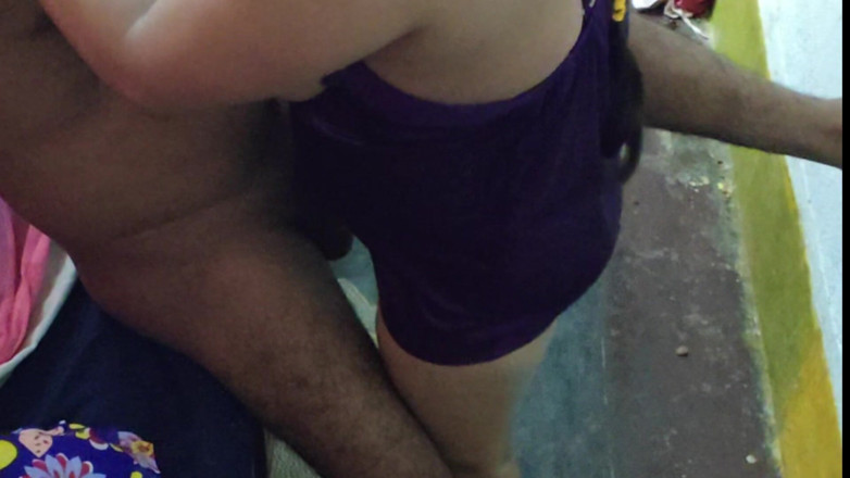 Busty Banuu: Cumnata sejuka sexy excitată futută pe la spate