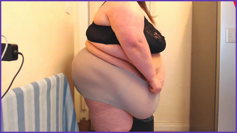 SSBBWLadyBrads: SSBBW w zwolnionym tempie brzuch rucha się i drży
