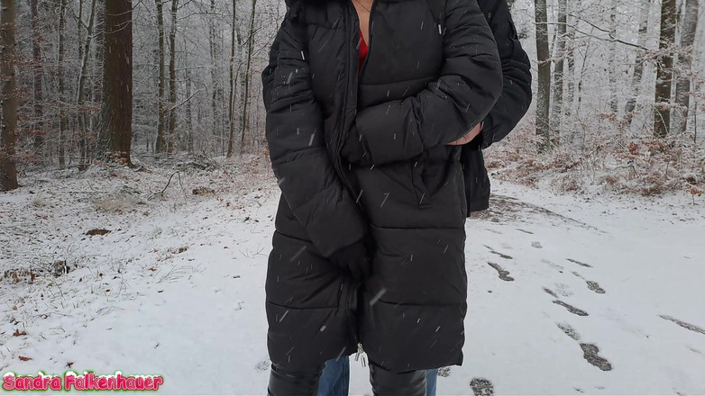 Sandra Falkenhauer: Mergi prin zăpadă