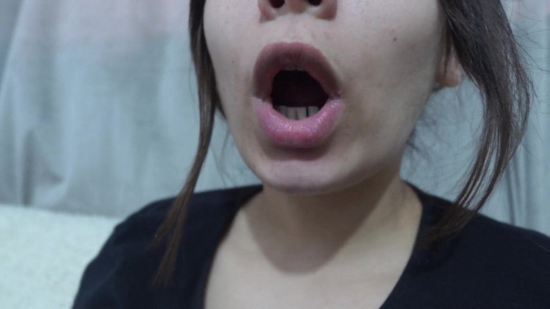 AmayaMori: Ma demi-sœur indienne a un fétichisme des baisers, en m’envoyant...