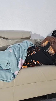 Eski sevgilimin büyük yarağını emdim ve orgazm olana kadar amcığıma soktum