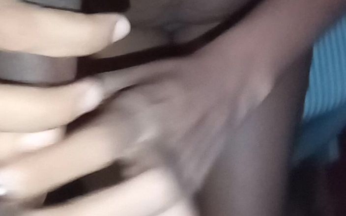 madusanka115: Mis novias las tetas