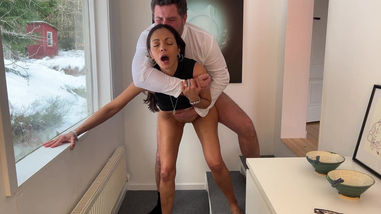 LoveAndRopes: Sexy manželka prosí o šukání před odchodem na setkání se svými...