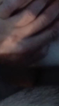 Pokojówka bierze dużego kutasa z ust do tyłka z anal creampie