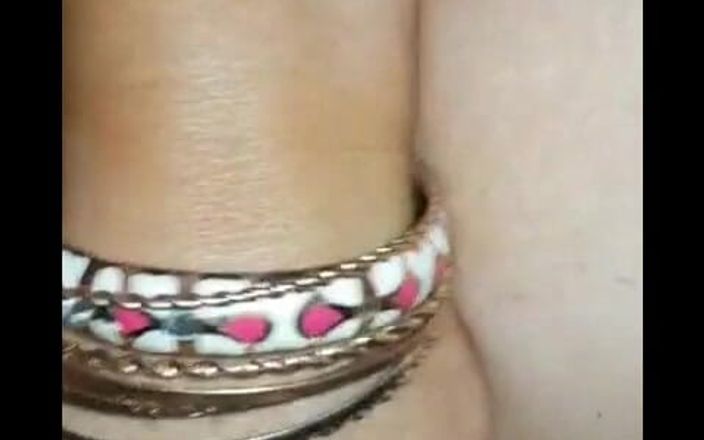 JJ Jewel BBW: भोजन के साथ मेरी चूत चोदना