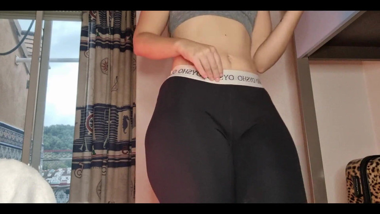 Holycandy: Bak büyük poyas xd'i nasıl emiyor