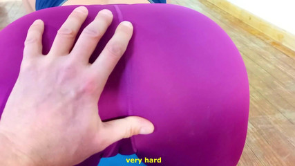 LadyRoma: Nejlepší přítel mého nevlastního otce se vystříká do mých kalhotek