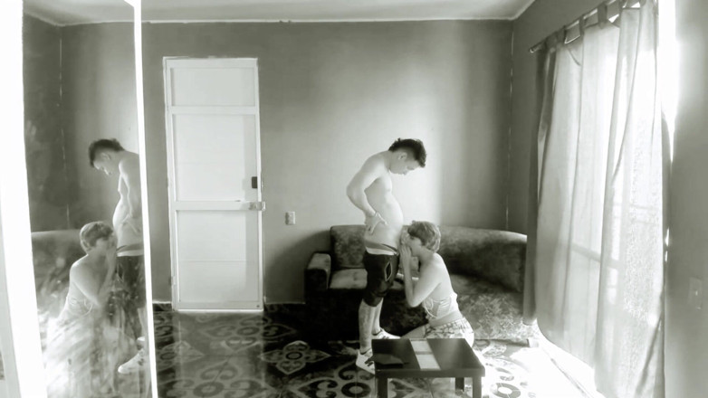 KenPrince: Shy Femboy Convenceu O Jogador Hétero a Provar Sua Boca...