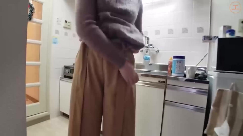 Asians in love: Femme asiatique, levrette, creampie