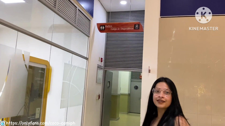 Im Aleja: Creampie openbare badkamer! Heb je ons gehoord?
