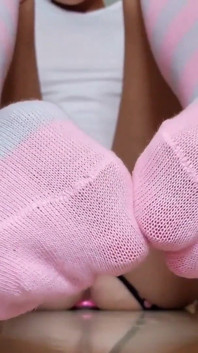 Messy Anal & Pissing Vid Juicy Anal Wet and Messy Pissy Pink Socks