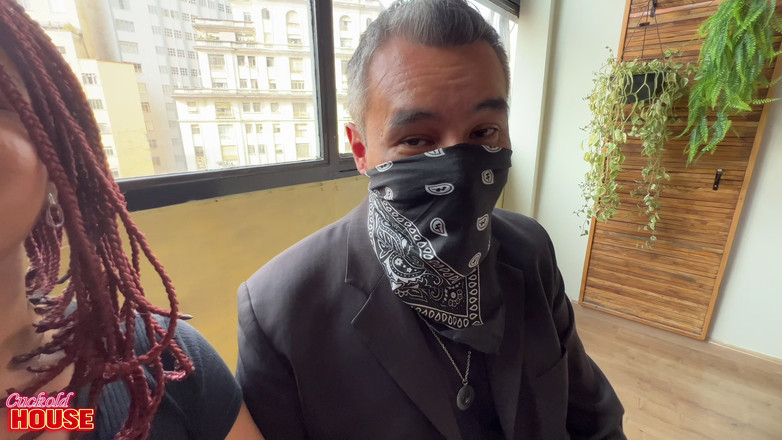 CuckoldHouse: Cuckolded Husband Watching His Wife in a Ménage À Trois in...