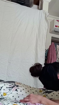 Ateşli Rus orta yaşlı seksi kadın üçlü grup seks büyük zenci yarağı dölleme kocası götten anal sikişiyor
