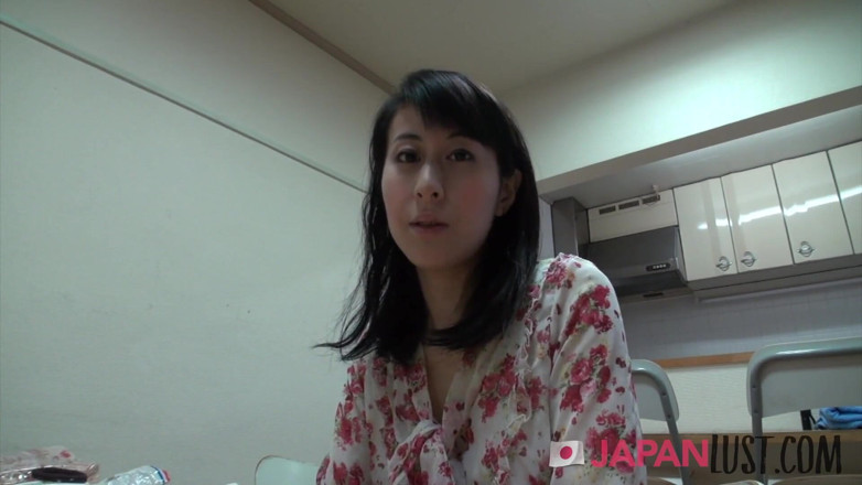 Japan Lust: Slender Japanese MILF bends over for cock