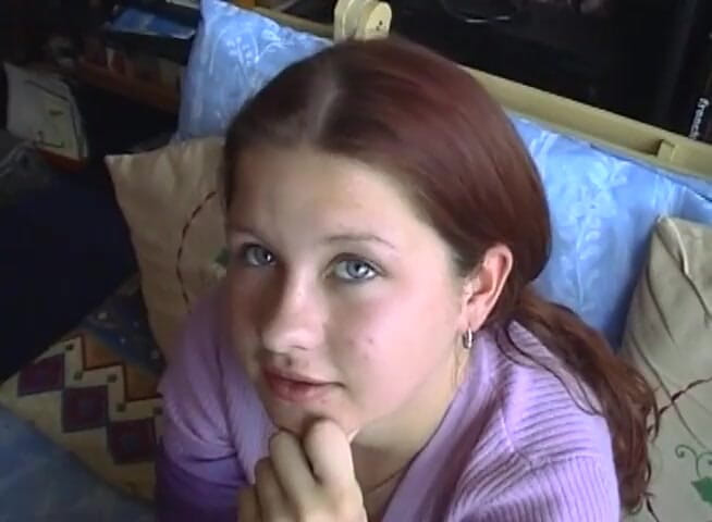 Teens Get it Hard: Рыжая тинка сосет щель на кастинге
