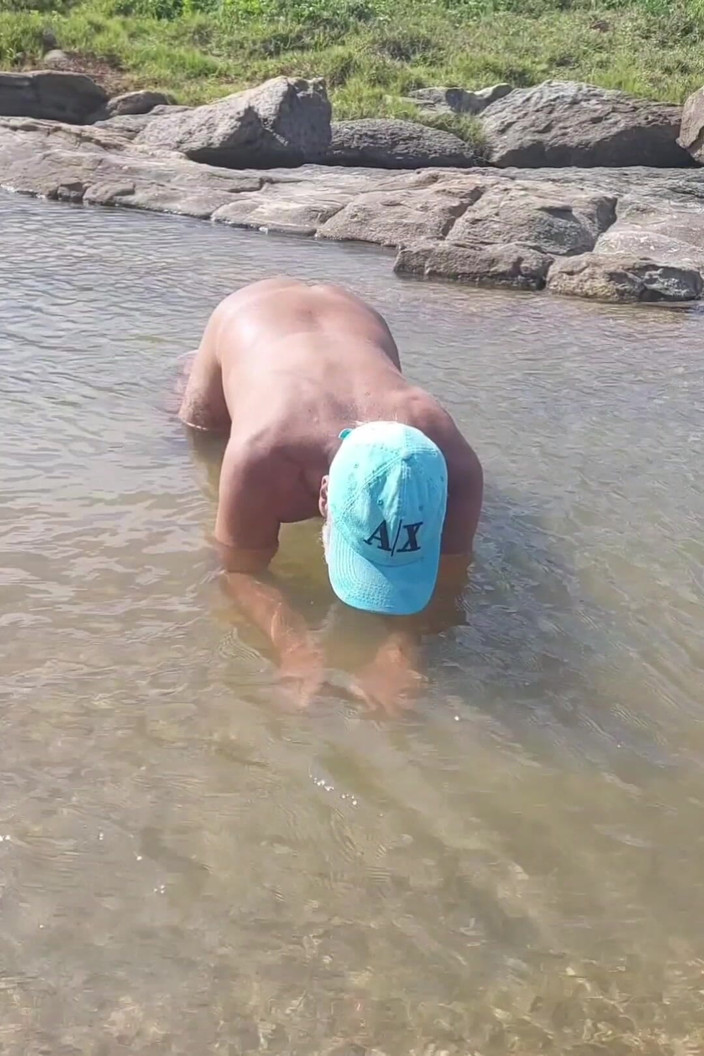 Ladysilvas: 라군의 벌거벗은 Ladysilva 내 핫한 엉덩이를 존나게 따먹어