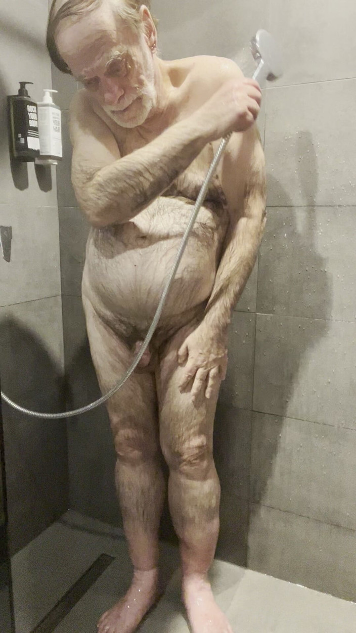 Coach Karl dude lodge: 2026 발렌타인 데이 샤워 시간 1