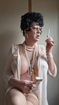 Smoking Slut