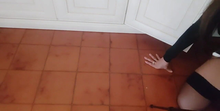 savannahamatoriale: 华丽的意大利人承认她的罪恶和教区牧师