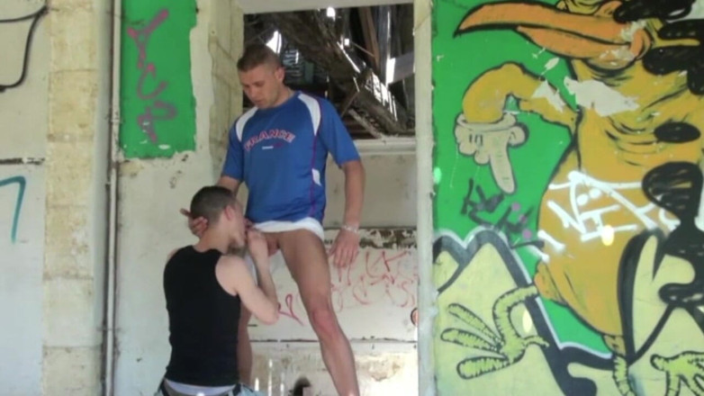 AMATOR PORN MADE IN FRANCE: French twink fucked rough by Jordan Fox outdoor