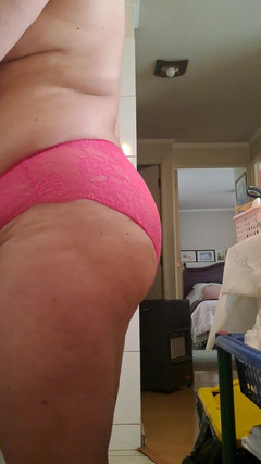 Mommy big hairy pussy: Sesuatu Daripada Segala-galanya Dan Dalam Ketelusan